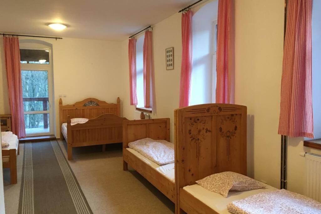 Villa Vykmanov Medenec Esterno foto