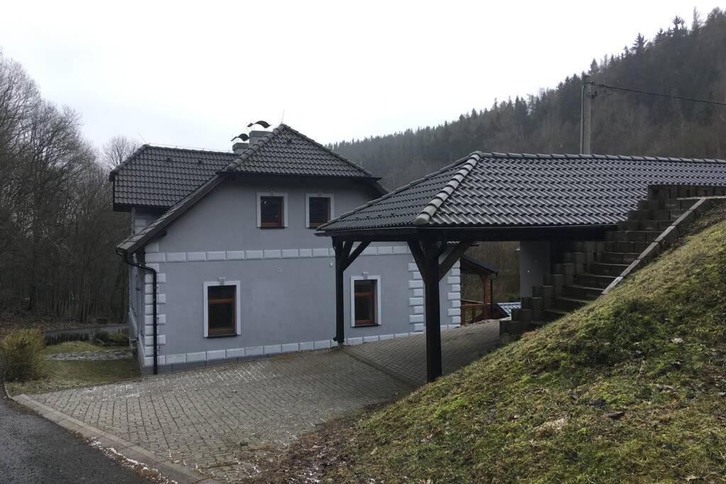 Villa Vykmanov Medenec Esterno foto